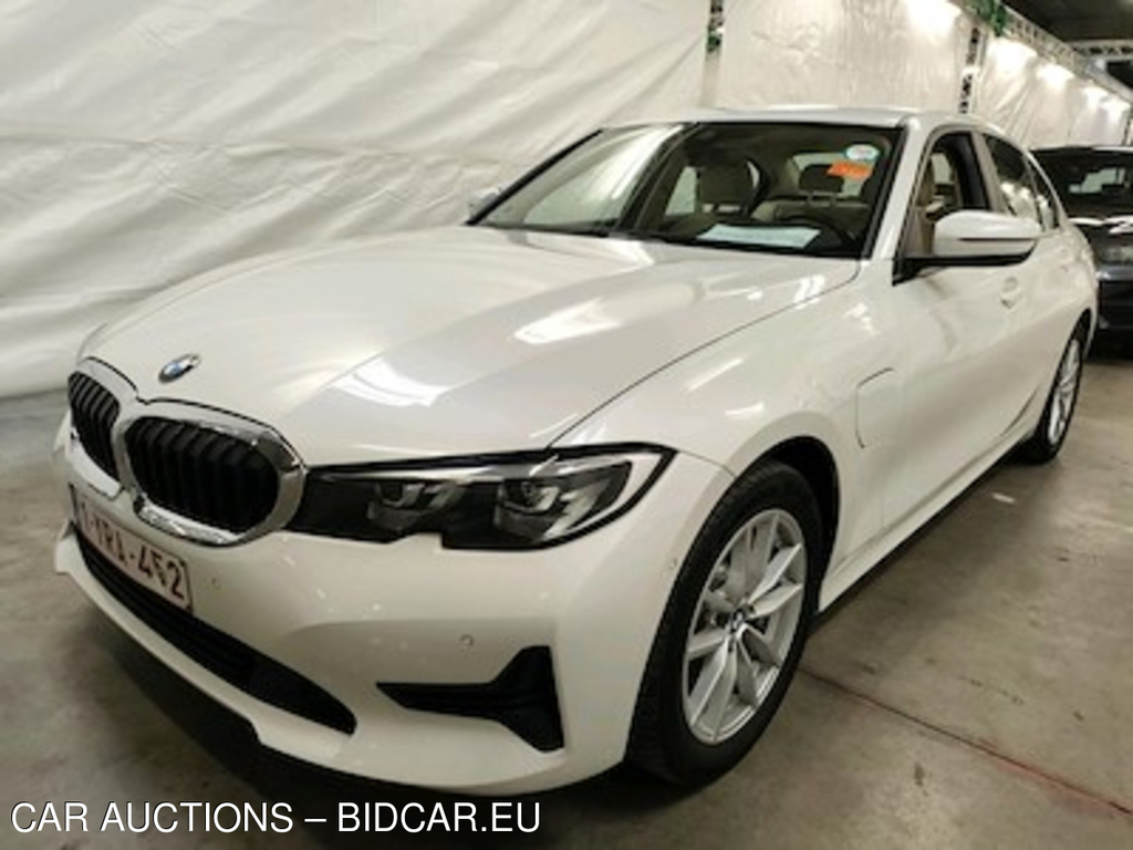 BMW 3 - 2019 330eA PHEV Business Plus