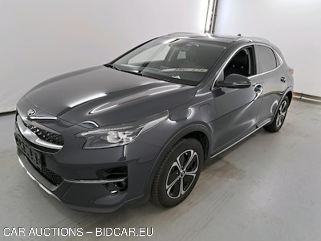 Kia XCEED 1.6 GDI PHEV DCT BUSINESS LINE Smart Navigation ADAS