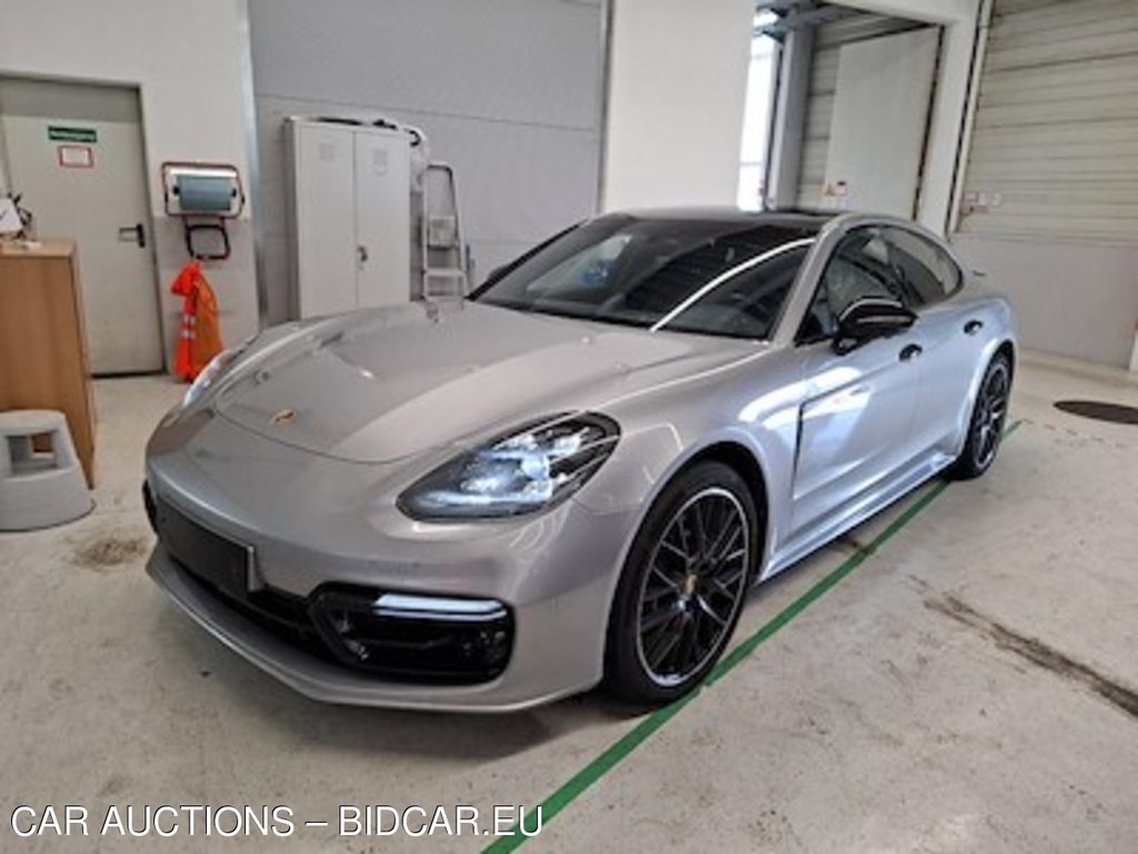 Porsche Panamera II 4 E-Hybrid 243KW