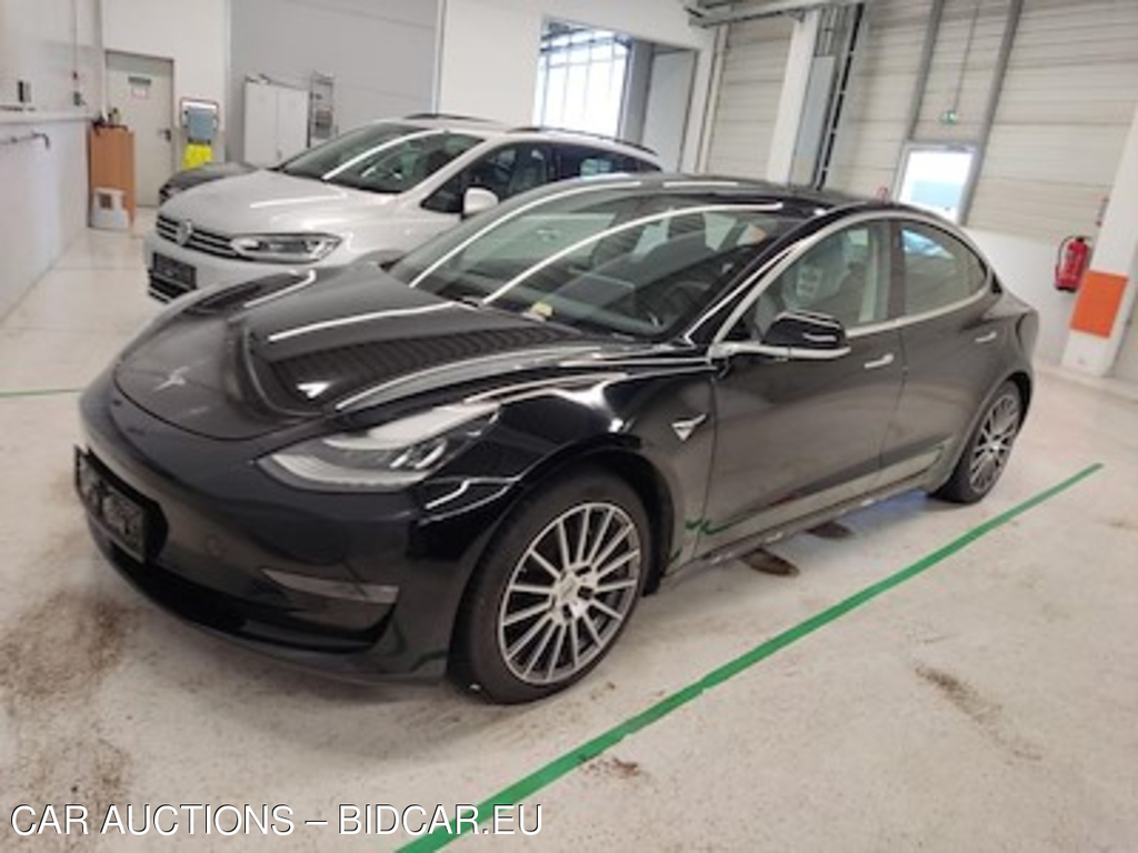 Tesla Model 3 Langstreckenbatterie Allrad Dualmotor 15