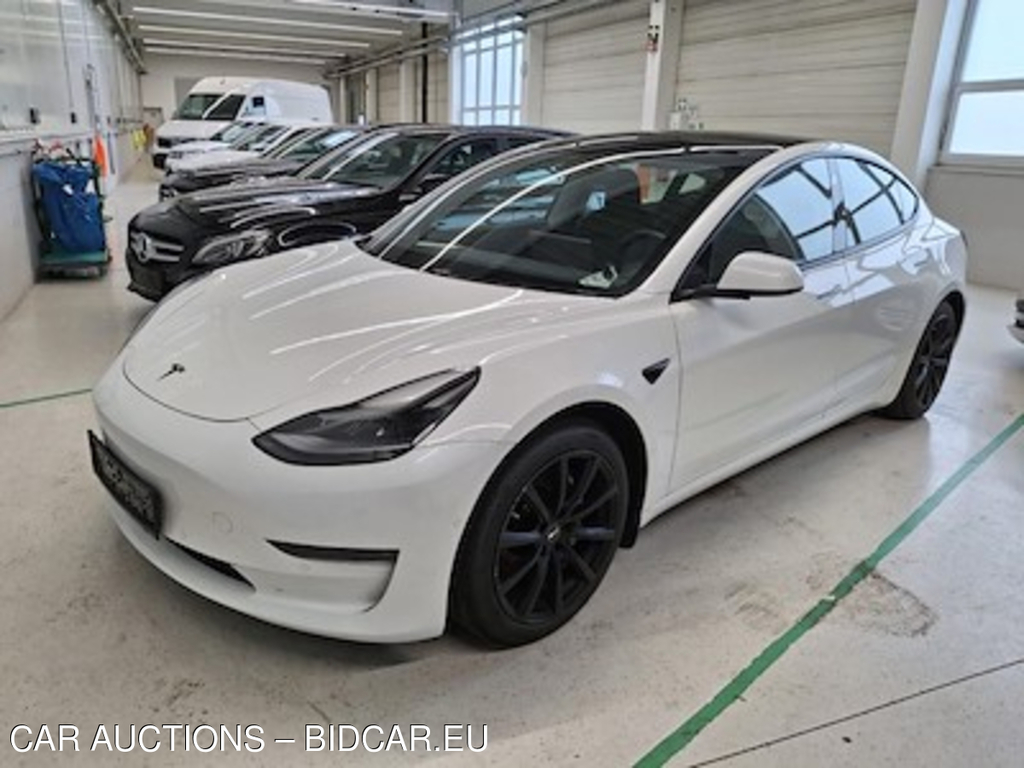 Tesla Model 3 Langstreckenbatterie Allradantrieb 153KW