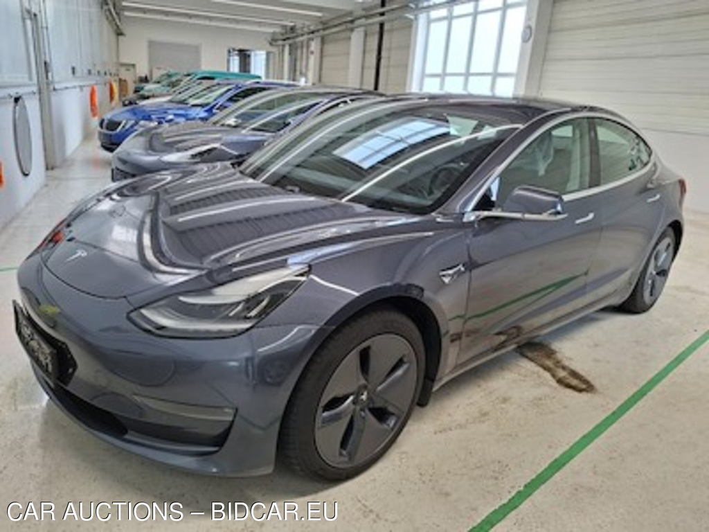 Tesla Model 3 Maximale Reichweite mit Dualmotor-Allrad