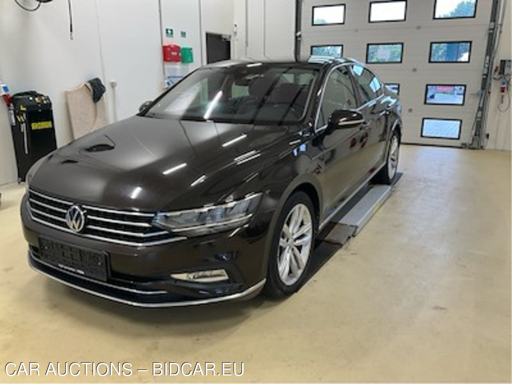 Volkswagen PASSAT 1.5 TSI 150 ELEGANCE PLUS DSG UA!,