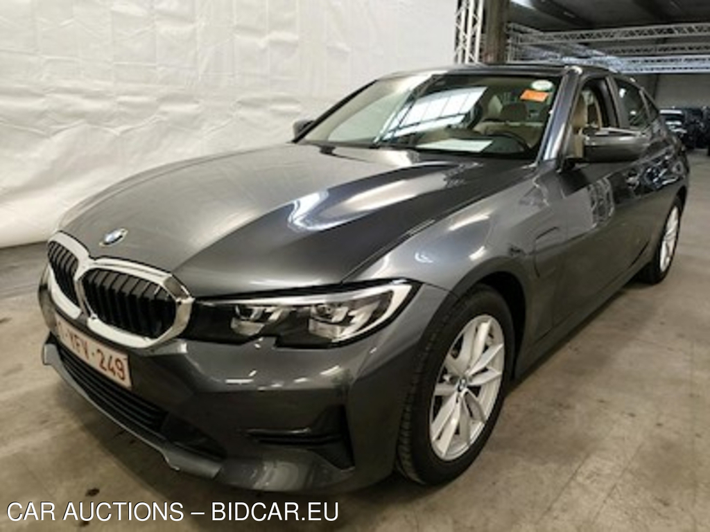 BMW 3 - 2019 330eA PHEV Business Plus