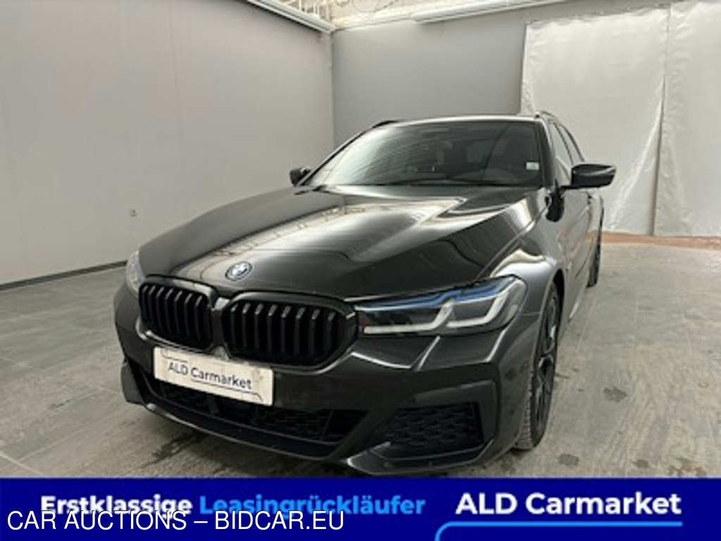 BMW 5er BMW 530e xDrive Touring Aut. Kombi, 5-turig, Automatik, 8-Gang