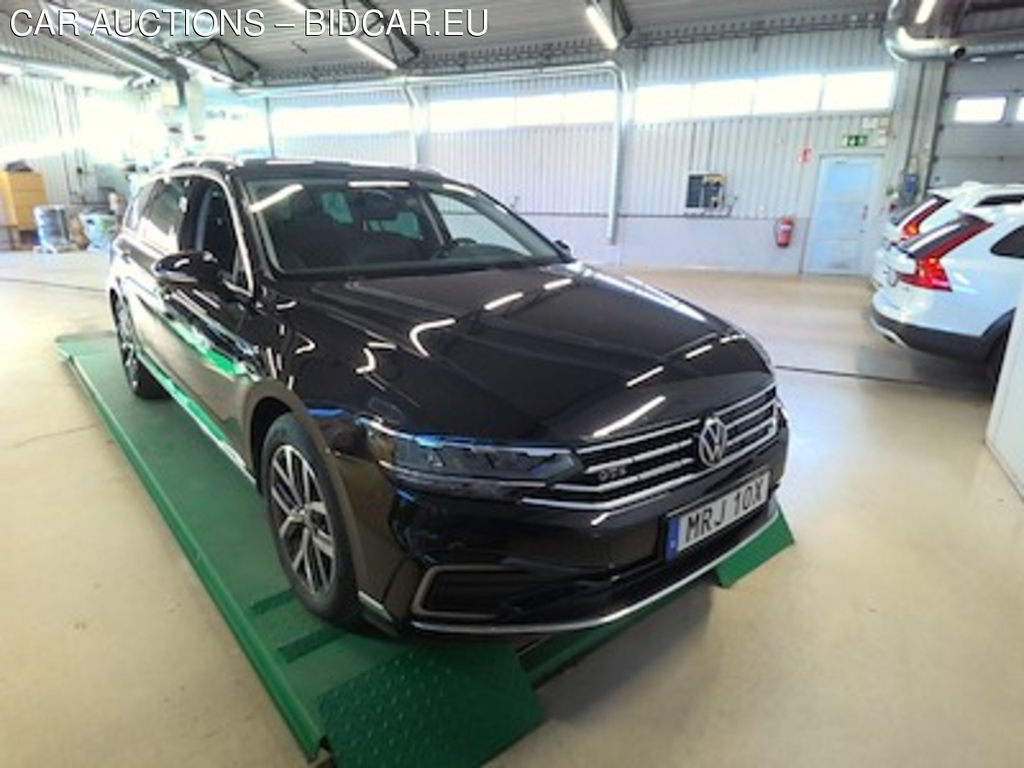 Volkswagen PASSAT GTE SC Active Info Dynaudio