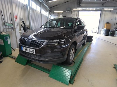 Skoda Karoq Tdi 150 4x4 Dsg Style Business Dragpkt Varmare 19