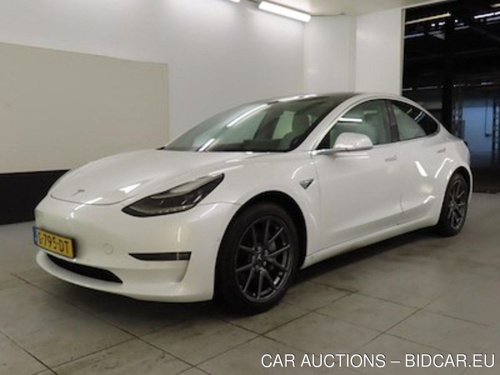 Tesla Model 3 Long Range Dual Motor AWD 4d