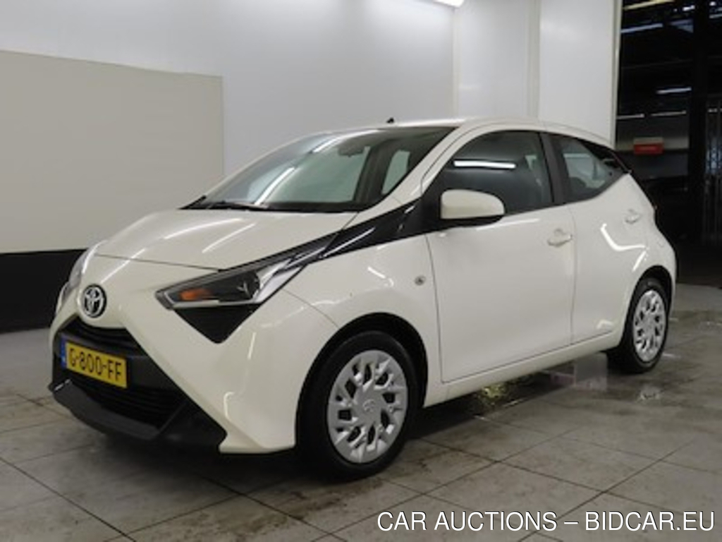 Toyota Aygo 1.0 VVT-i ActieAuto x-shift xplay