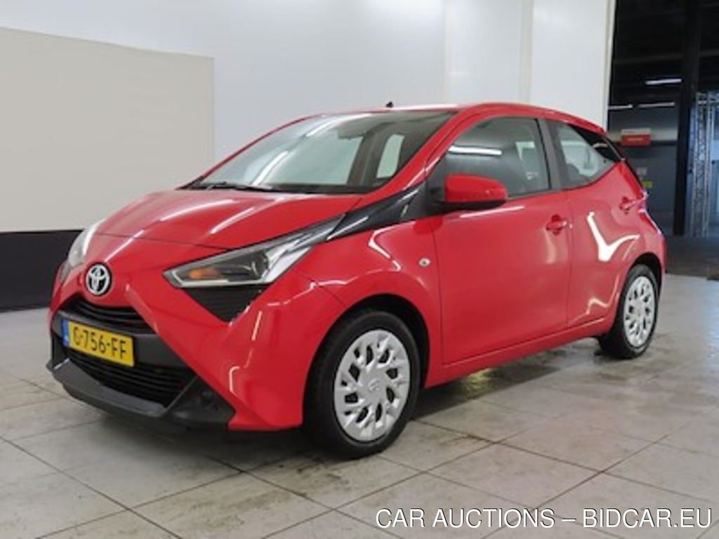 Toyota Aygo 1.0 VVT-i x-play 5d