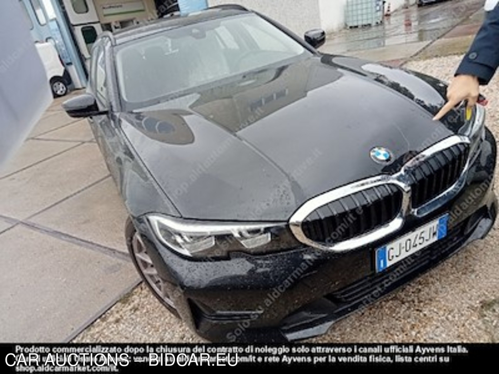 BMW serie 3 318d 48v business -