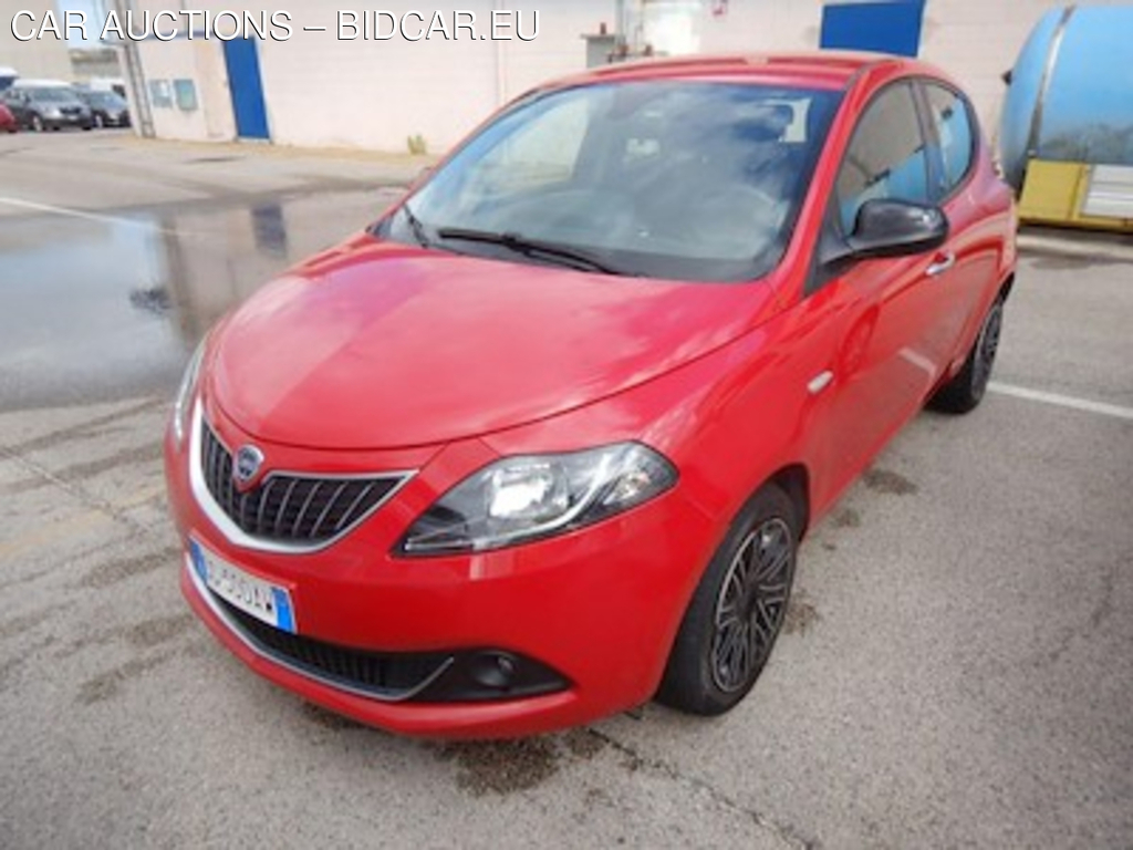 Lancia Ypsilon PC 1.0 Firefly 70cv S&amp;s Hybrid Gold