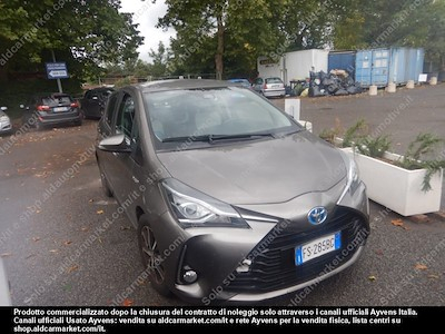 Toyota yaris 1.5 hybrid active hatchback -