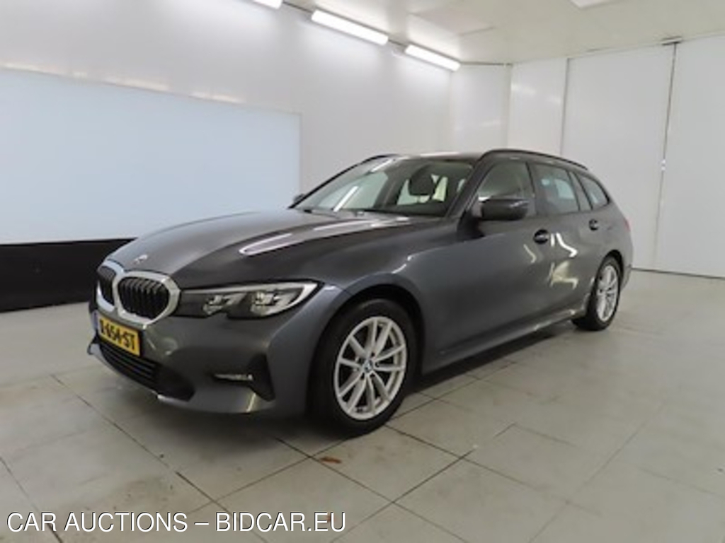 BMW 3 serie touring 318iA Executive Edition 5d