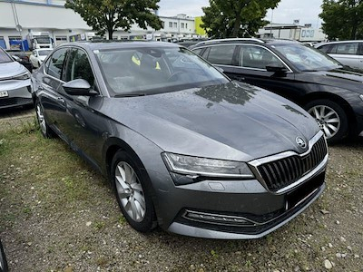 Skoda superb 2.0 TDI 110KW STYLE