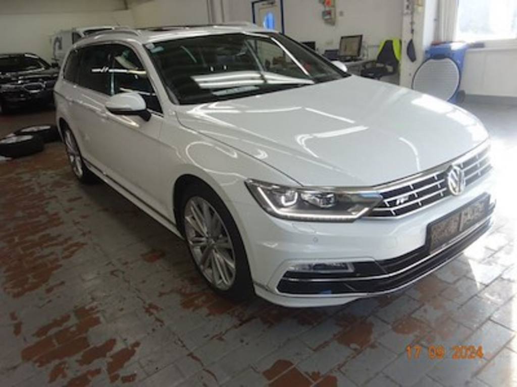 Volkswagen passat 2.0 TDI SCR DSG HIGHLINE VARIANT