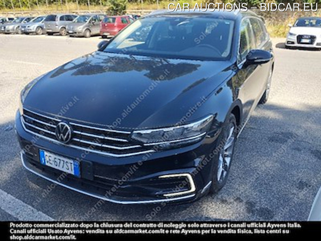 Volkswagen passat var. 1.4 plug IN -