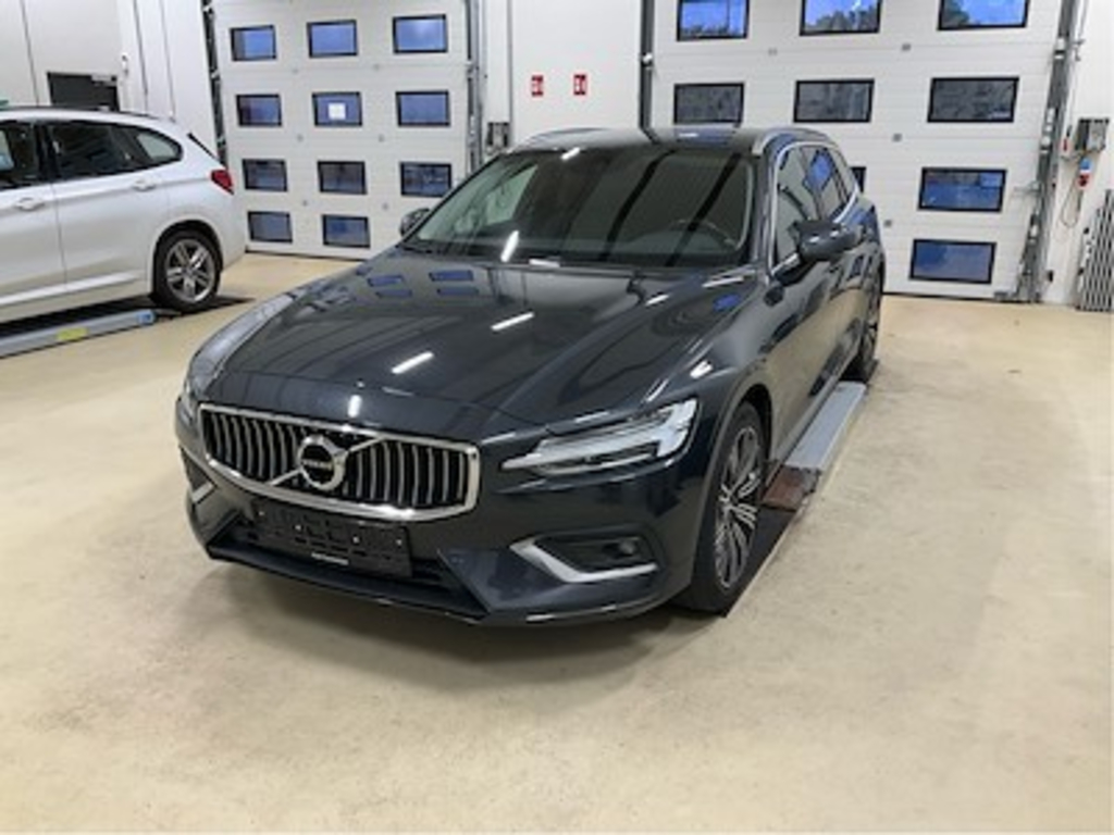 Volvo V60 2.0 D4 190 INSCRIPTION VBL AUTO UA!,