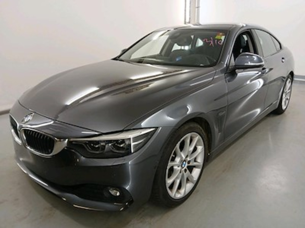 BMW 4 gran coupe - 2017 420i OPF Innovation - Business Plus - Model Advantage - Parking - Comfort