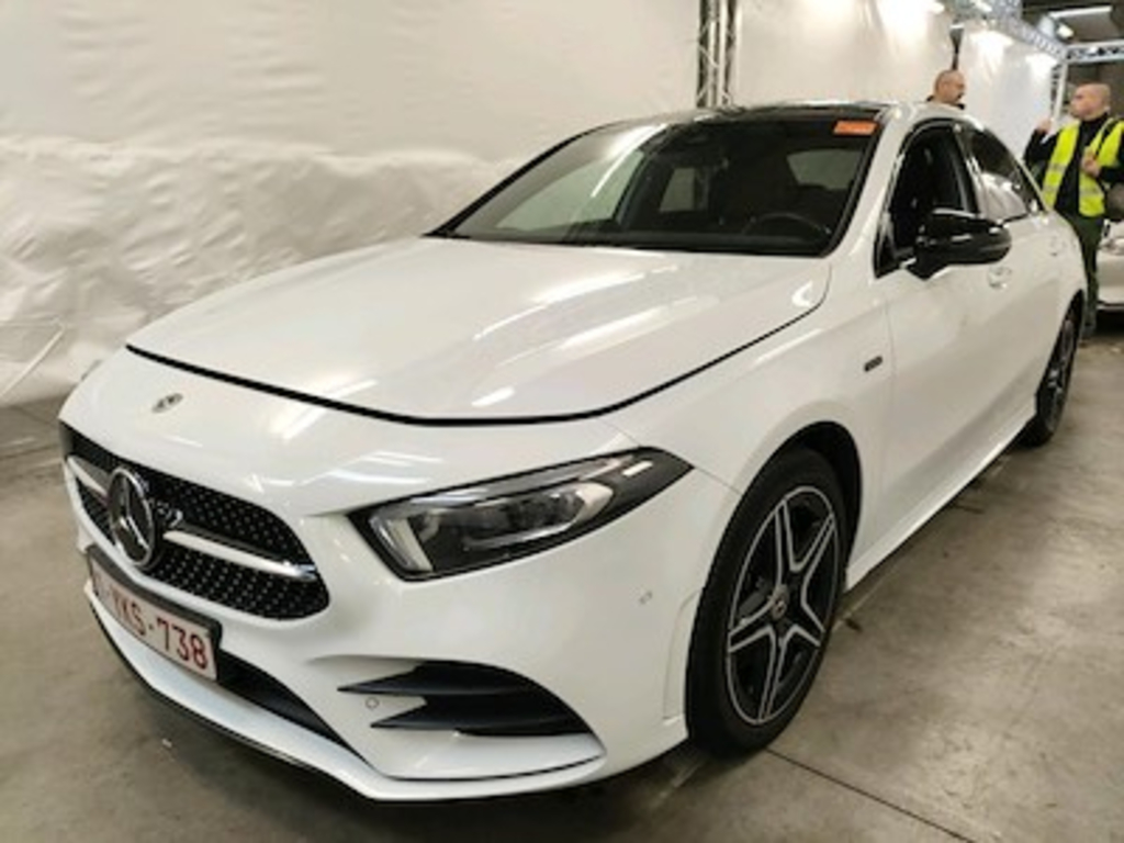 Mercedes-Benz Class A sedan v177 A 250 e PHEV Business Solution AMG PLUS