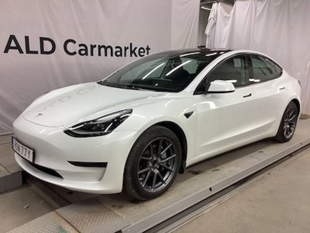 Tesla Model 3 Standard Range Plus RWD