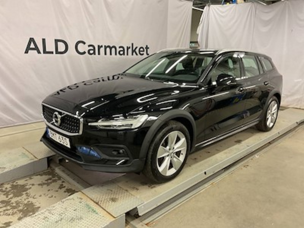 Volvo V60 cross country 2.0 D4 190 AWD Adv Edition Auto