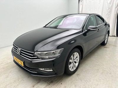 Volkswagen Passat 1.5 TSI 7-DSG Comfort Business