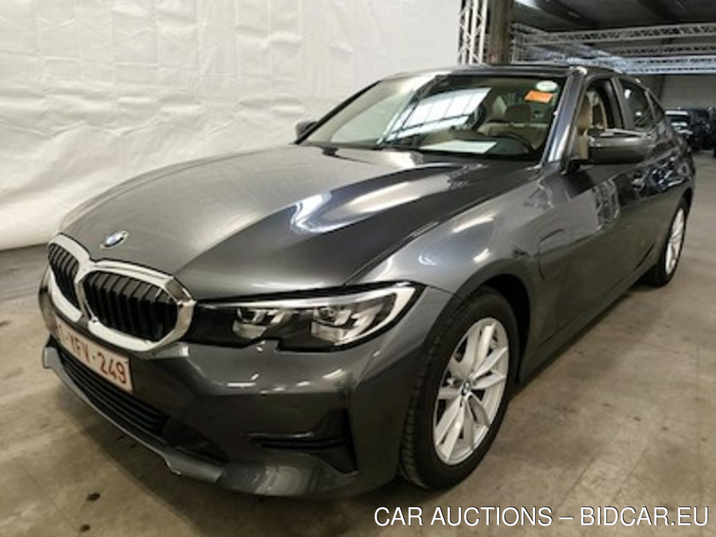 BMW 3 - 2019 330eA PHEV Business Plus