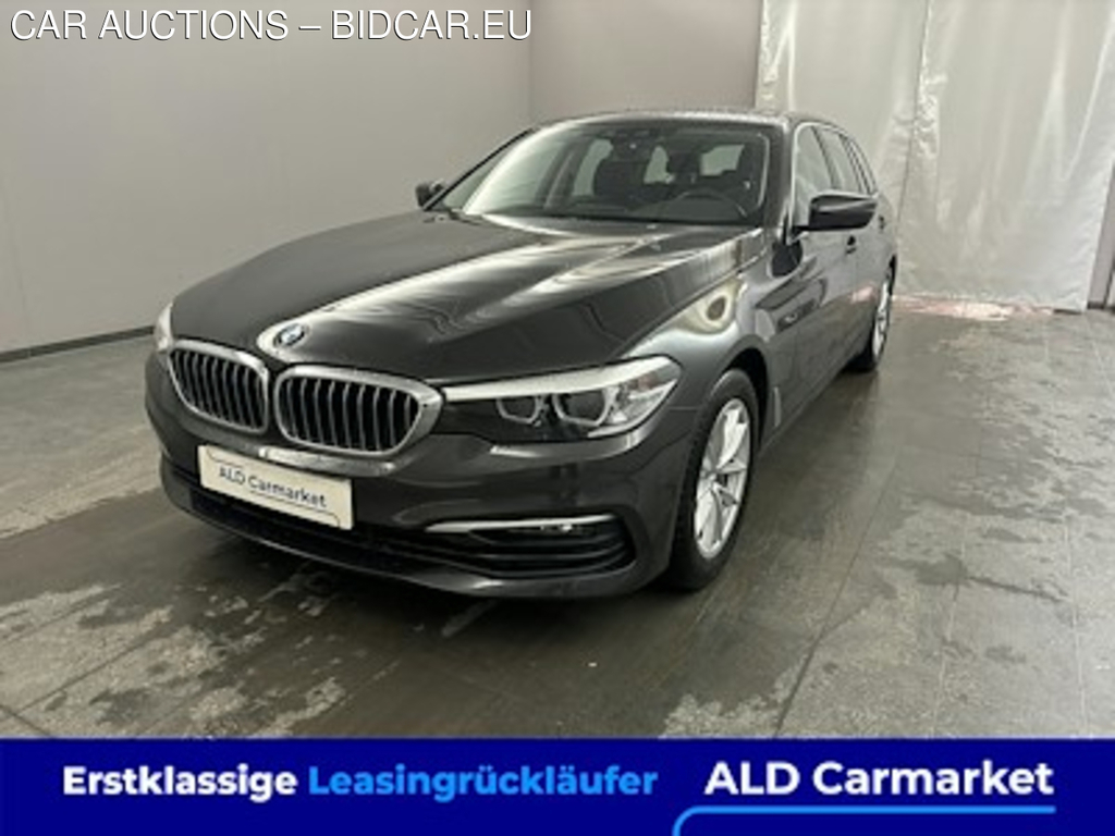 BMW 5er BMW 530d Touring Aut. Kombi, 5-turig, Automatik, 8-Gang