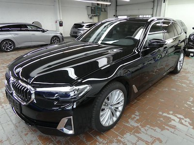 BMW series 5 2.0 530E XDRIVE TOURING A LUXURY LINE