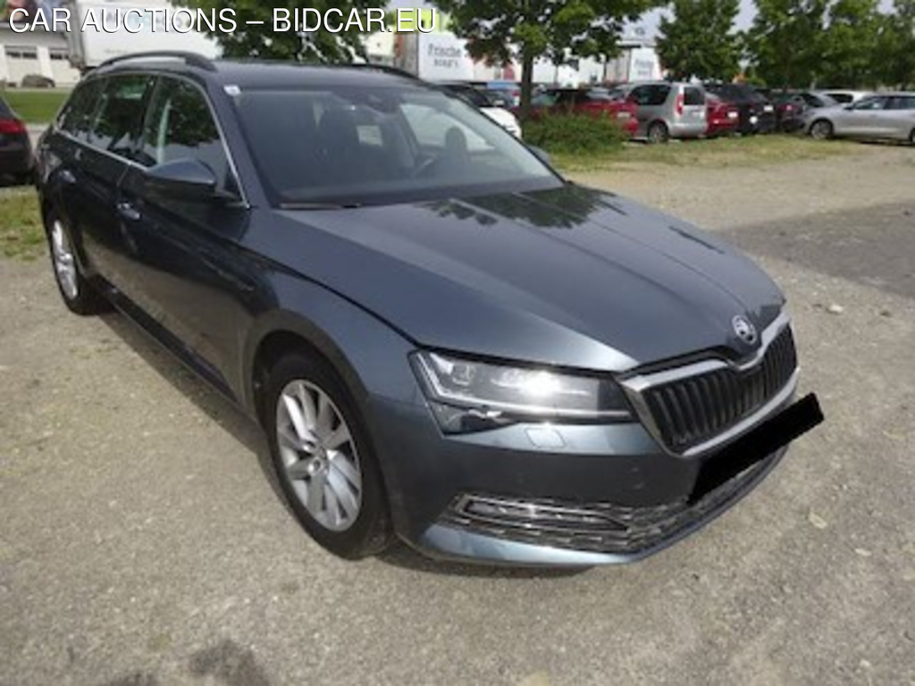 Skoda superb 2.0 TDI 110KW STYLEDSG-7 COMBI