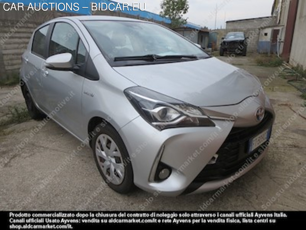 Toyota yaris 1.5 hybrid business hatchback -