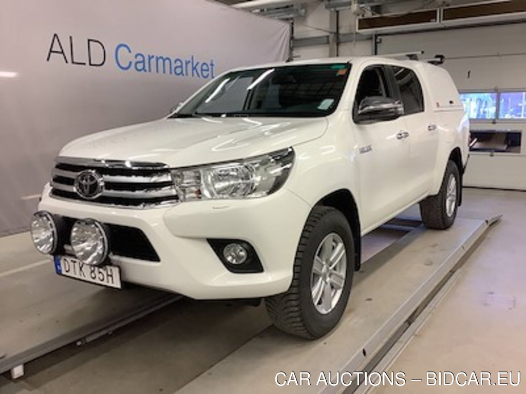 Toyota Hilux 24d 4wd d-cab Invincible, AUTOMAT