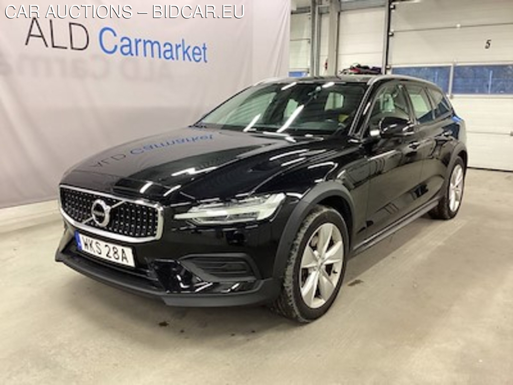 Volvo V60 cross country D4 awd Momentum, AUTOMAT