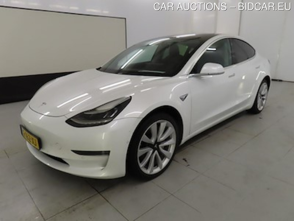 Tesla Model 3 Long Range Dual Motor AWD 4d