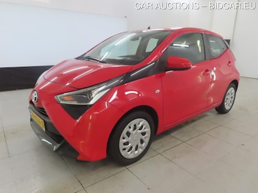 Toyota Aygo 1.0 VVT-i ActieAuto x-play APL