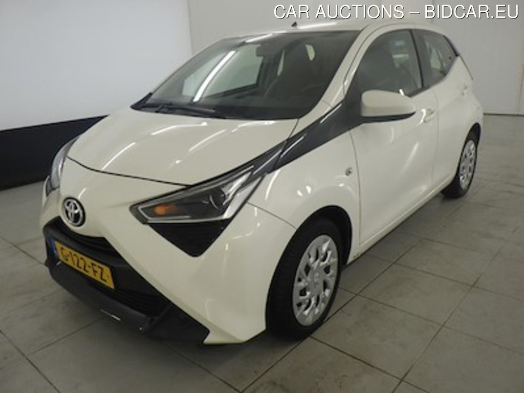 Toyota Aygo 1.0 VVT-i x-play 5d