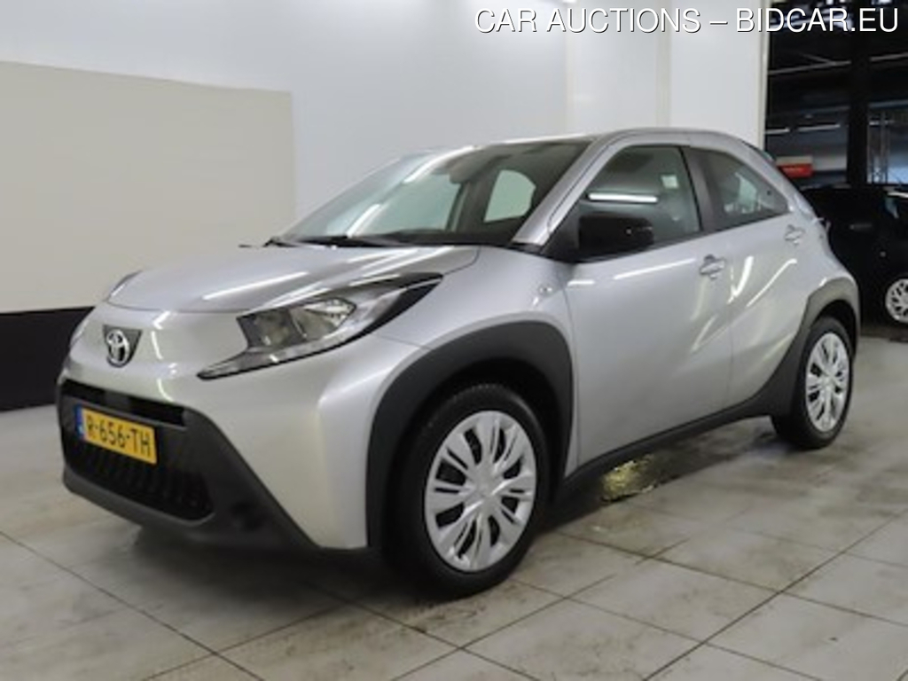 Toyota Aygo X 1.0 VVT-I MT play 5d