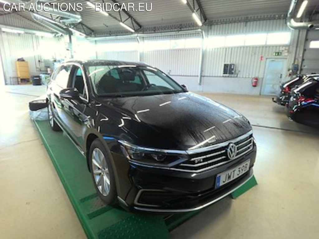 Volkswagen PASSAT GTE SC Executive