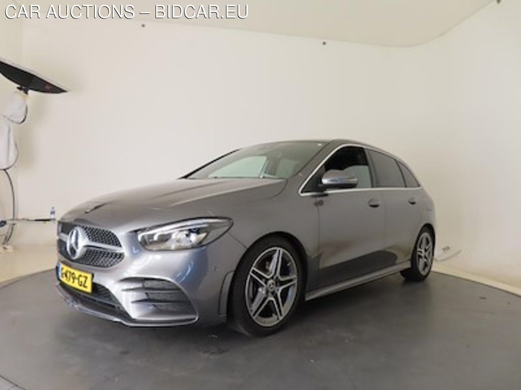 Mercedes-Benz B-Klasse B 180 7G-DCT Business Solution AMG 5d