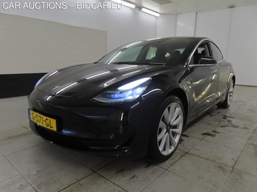 Tesla Model 3 Standard Range Plus RWD 4d