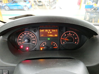 Peugeot Boxer 335 fourgon mwb HR dsl 2.0 BlueHDi L2H2 Premium S&S