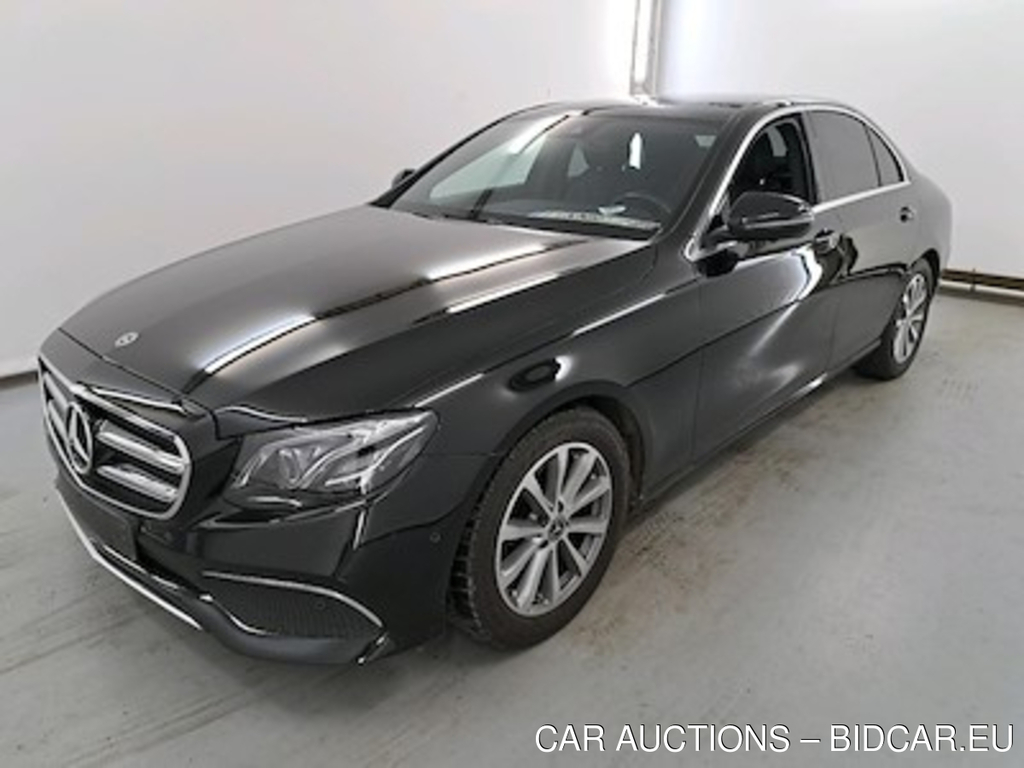 Mercedes-Benz E-Klasse 1.6 E 200 D BUSINESS SOLUTION LIM AUTO Pluspakket