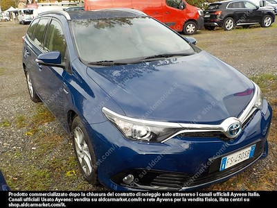 Toyota auris touring sports hybrid business -