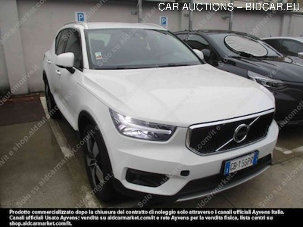 Volvo xc40 D4 awd geartronic momentum -