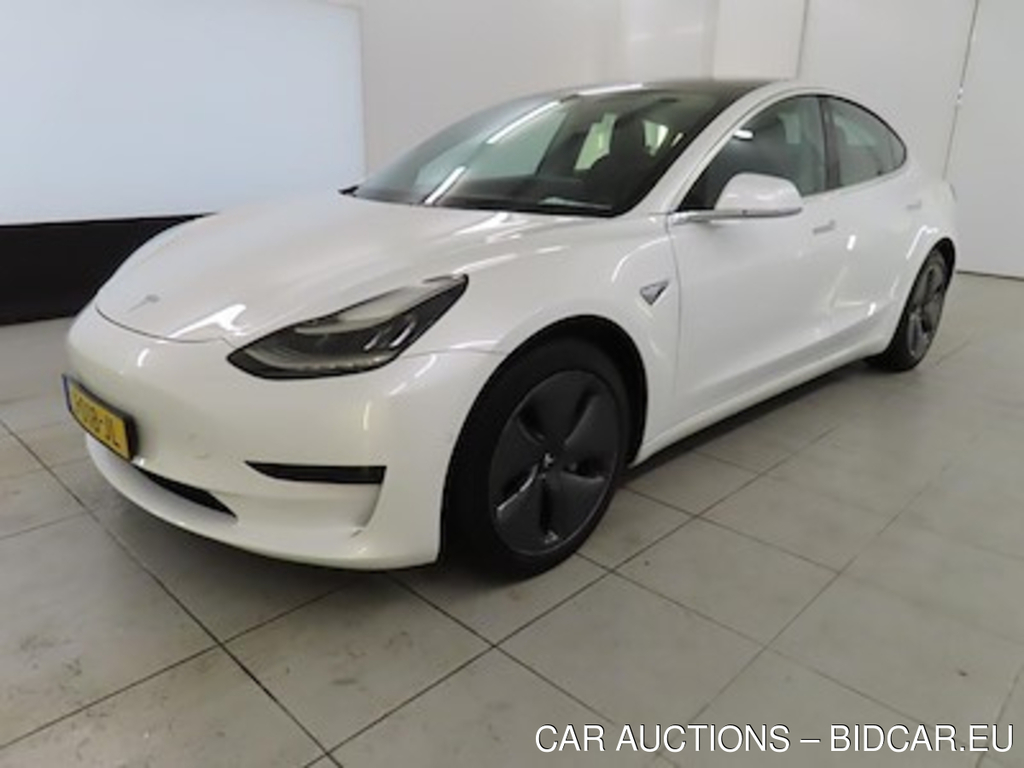 Tesla Model 3 Standard Range Plus RWD 4d