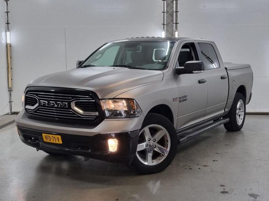 DODGE RAM 1500 5.7 V8 4x4 Quad Cab 64 Laramie