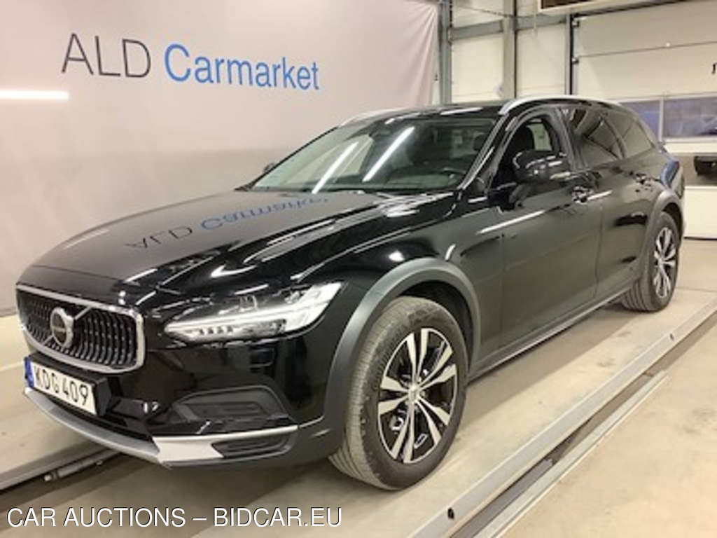 Volvo V90 cross country B4 diesel awd Advanced Edt, AUTOMAT