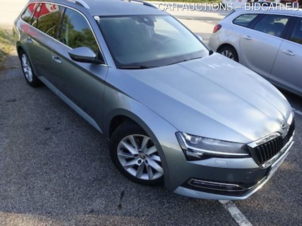 Skoda superb 2.0 TDI 110KW STYLEDSG-7 COMBI