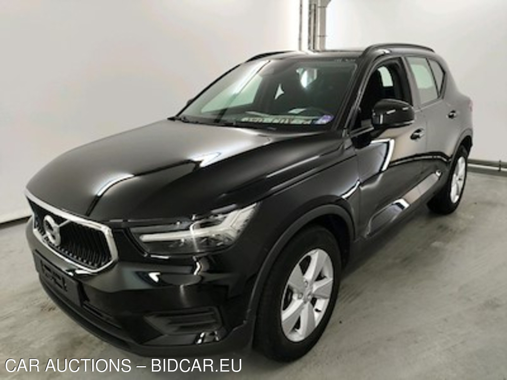 Volvo XC40 1.5 T2 MOMENTUM CORE Sensus Navigation